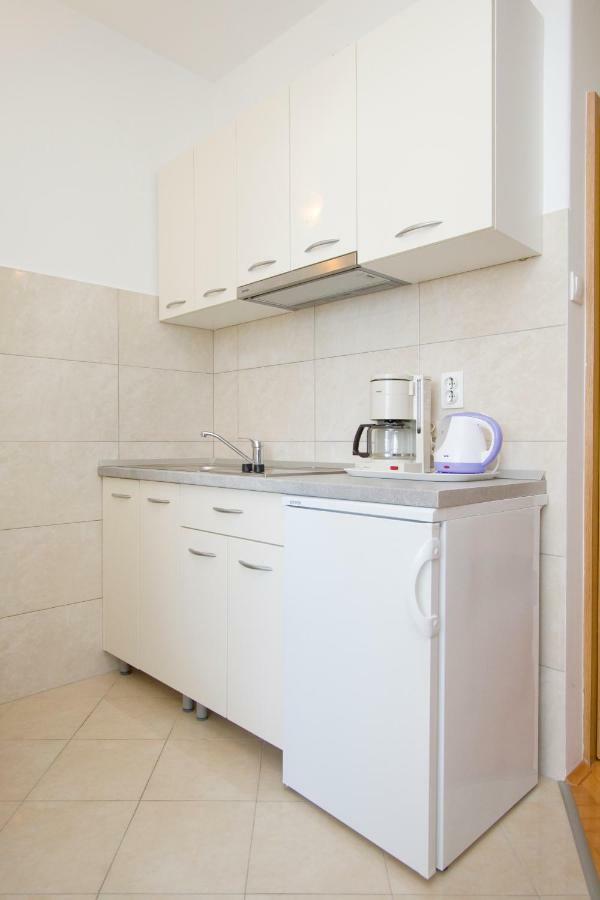 Apartmani Marija Cizmic Makarska Eksteriør bilde