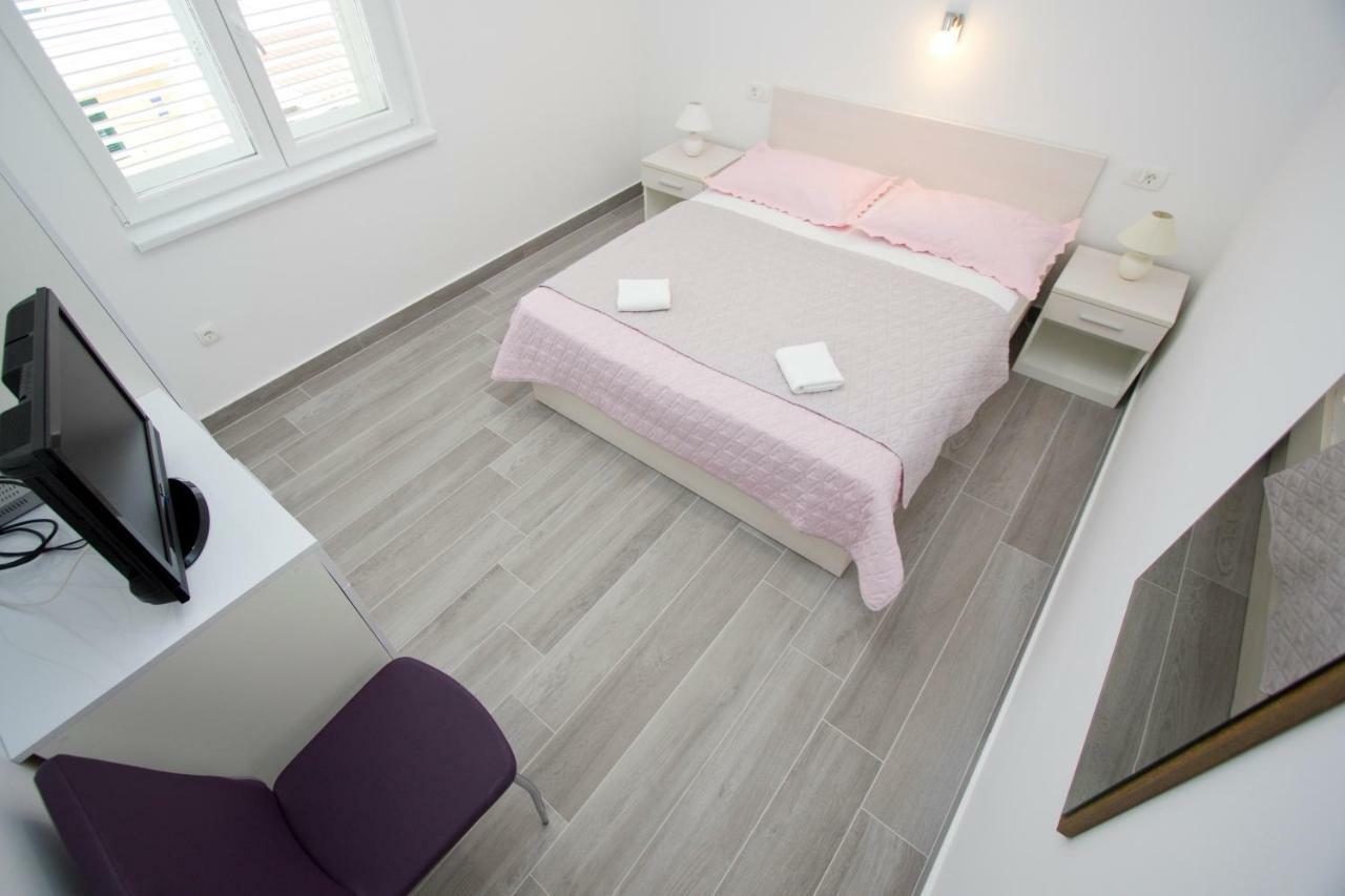 Apartmani Marija Cizmic Makarska Eksteriør bilde