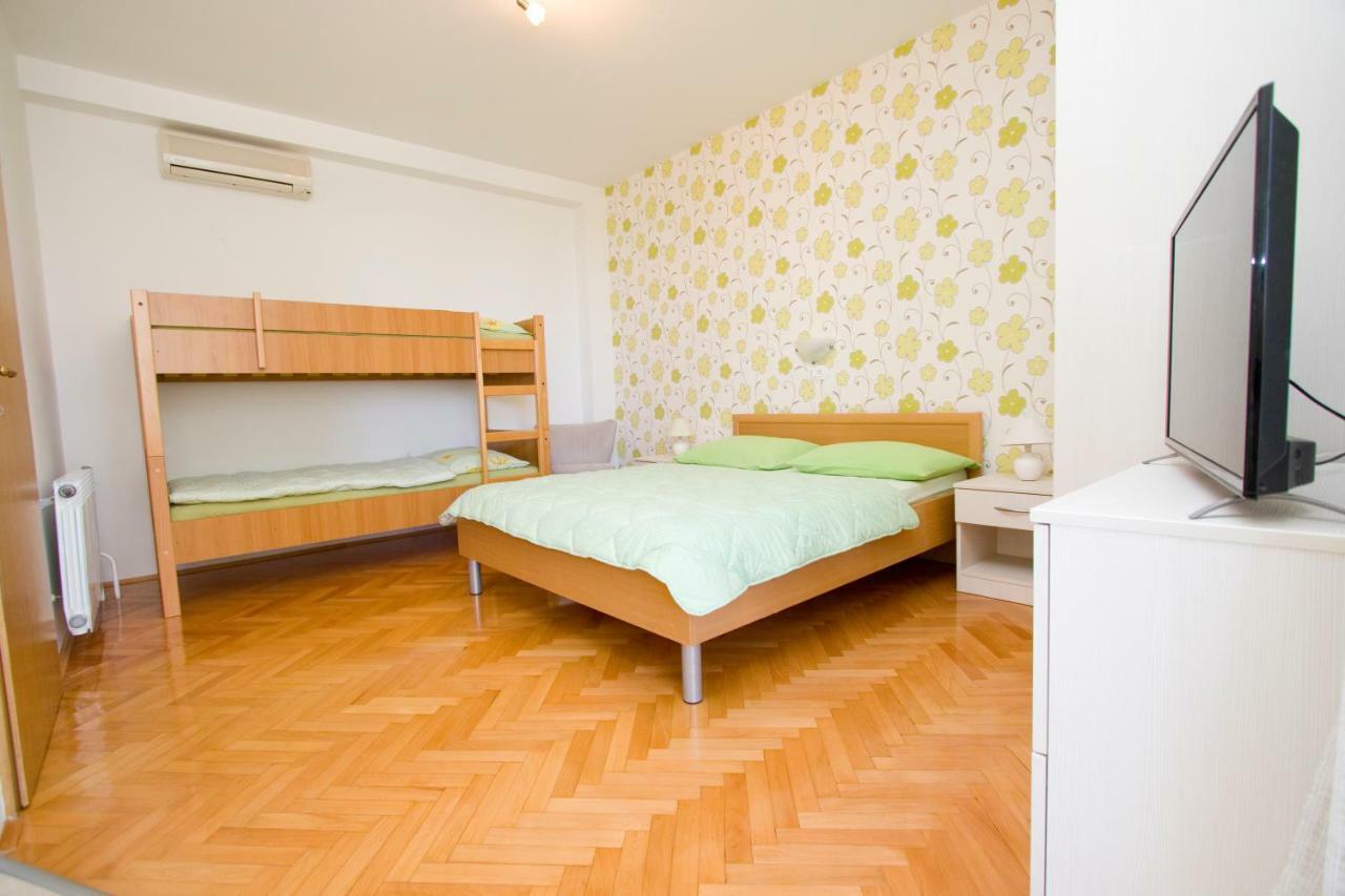 Apartmani Marija Cizmic Makarska Eksteriør bilde