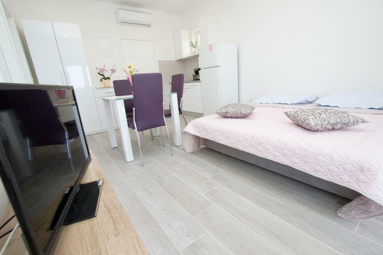 Apartmani Marija Cizmic Makarska Eksteriør bilde