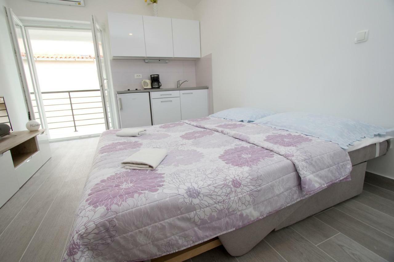 Apartmani Marija Cizmic Makarska Eksteriør bilde