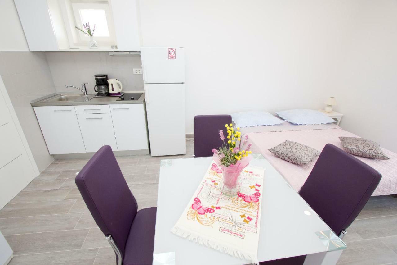 Apartmani Marija Cizmic Makarska Eksteriør bilde