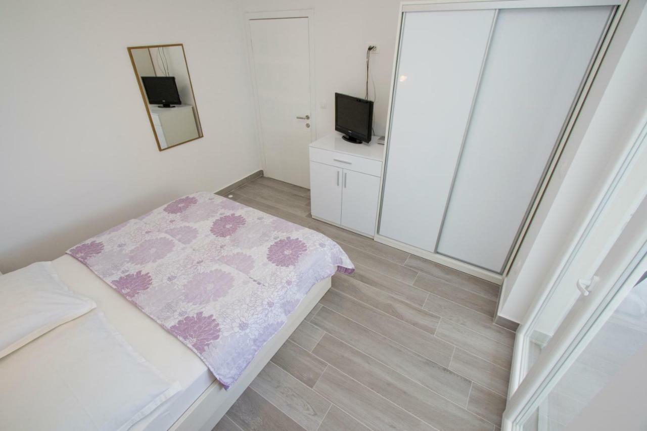 Apartmani Marija Cizmic Makarska Eksteriør bilde